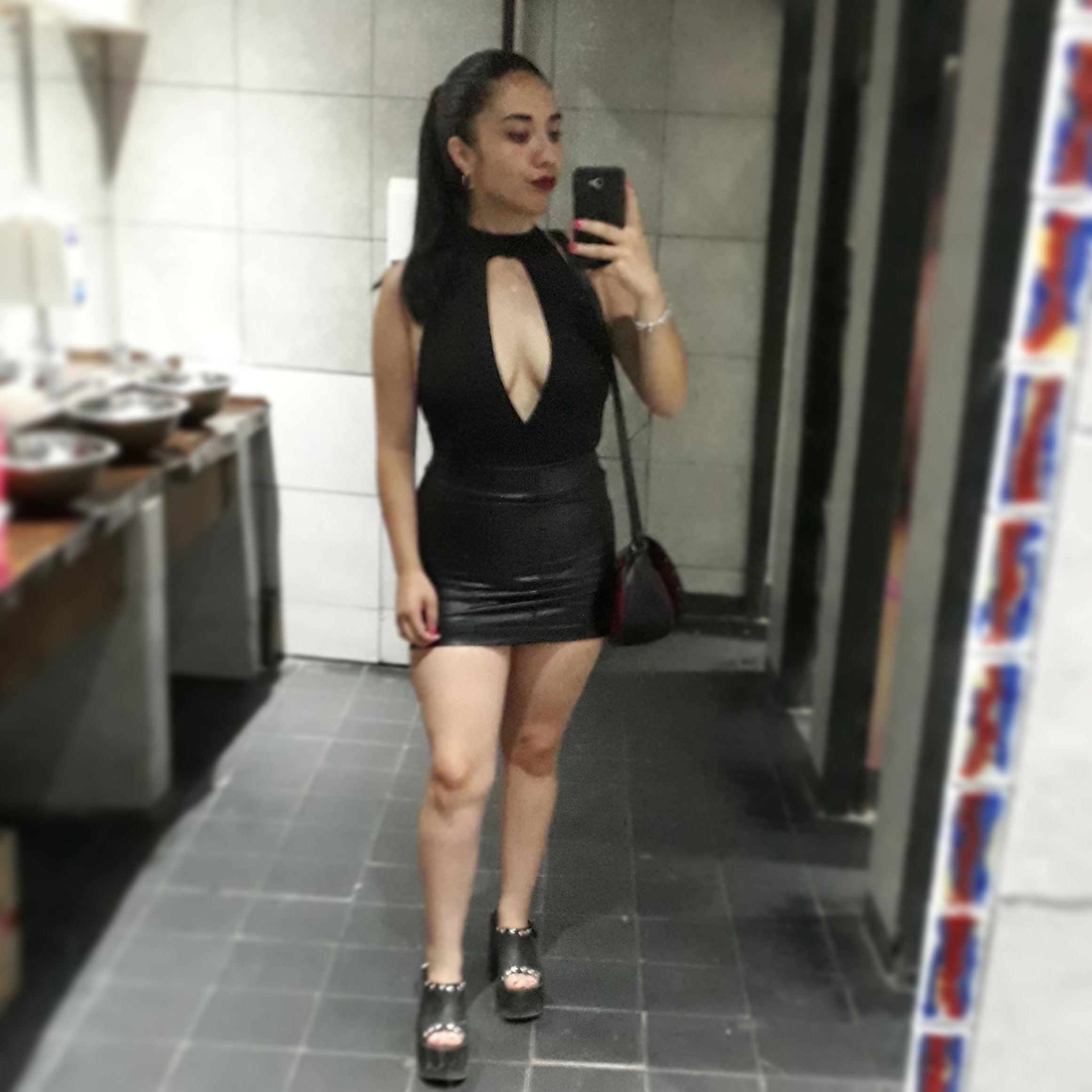 roo_amaya's profile picture. 08-11-13♥// Una alegría que dura toda la B'ida♥
✊🏻💚💚💚