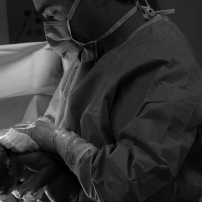Médico ginecólogo, subespecialista en biología de la reproducción humana.
Embarazo de alto riesgo, reproducción asistida, laparoscopia, hormonas bioidenticas
