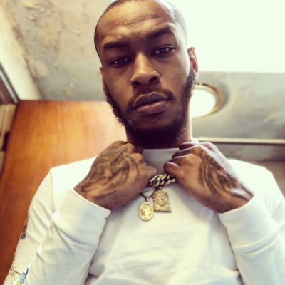 EatHerTweet's profile picture. follow me on Snapchat .. mr_poloud12