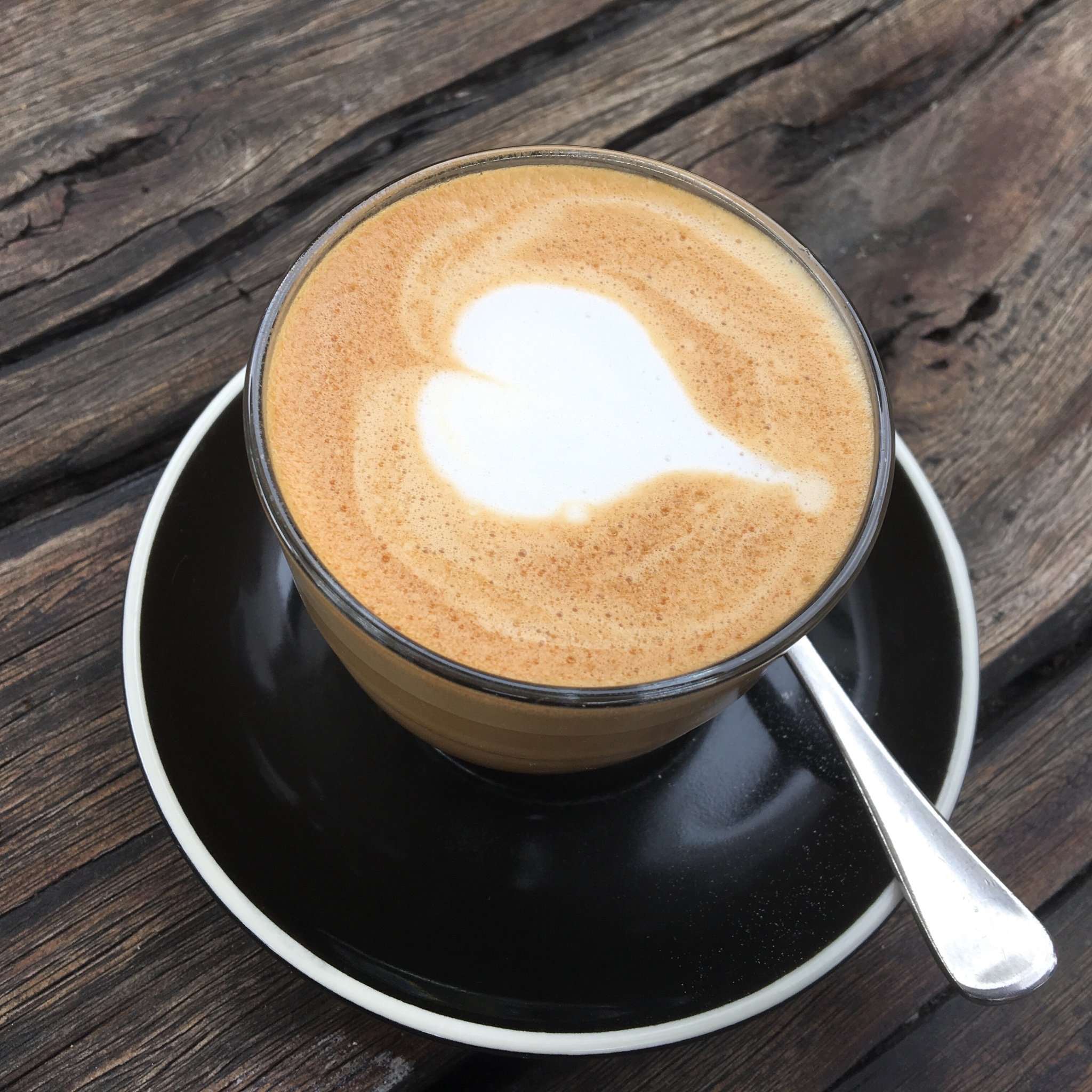 sonetlumiere's profile picture. playing with light and shadows