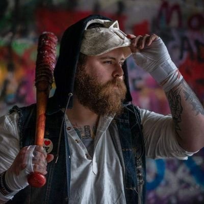 Level 34.MTG Content Creator, Cosplayer. Videogames. Saiyan Royalty. Pokemon Master. Collector Of Many Things. Tattooed. Bearded. Dad
Instagram- Fullmetal_Mike