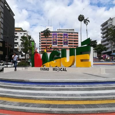 peter5519toli's profile picture. Todos éramos humanos hasta que:
La raza, nos desconecto.
La religión, nos separó.
La política, nos dividió.
Y el dinero...nos clasificó.