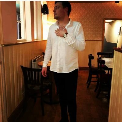 AndrewS14930638's profile picture. Alright r’kid