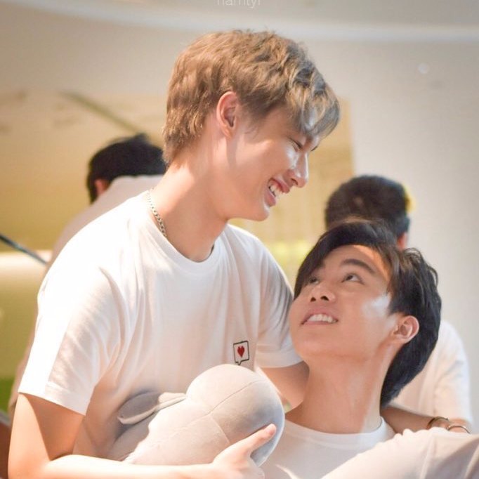 siwatnapatn1's profile picture. markgun 求互关刷推