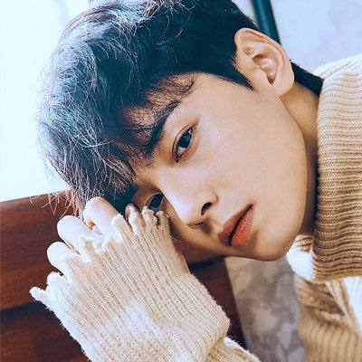 9933uw's profile picture. 