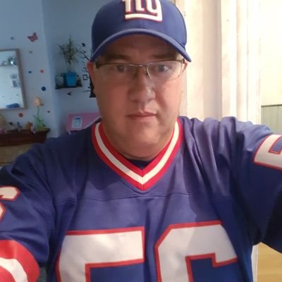 patcullentwit's profile picture. hard working fun loving person