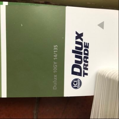 Professional painter & decorator in Sussex - Checkatrade registered. 20 years experience.