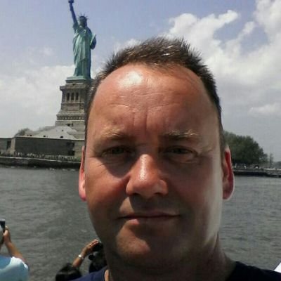 raymuir76's profile picture. 