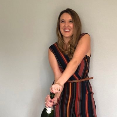 Karlyfornia10's profile picture.