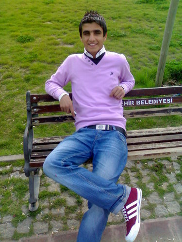 4t3sh's profile picture. ÖqRenci..)