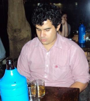Poser, informático, papa de 2 mita'is akahata
