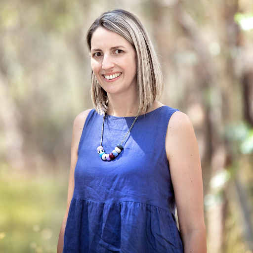 AmieSabadin's profile picture. Illustrator, mother and children's book lover. 🤓🖍🎨💙⭐️ Reviewer at Kids Book Review.