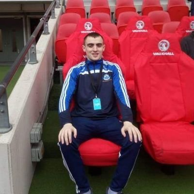 DaraOConnor17's profile picture. Name - Dara O'Connor 
From: Castlemaine
Age: 23

Passionate Sportsman. Member of Milltown/Castlemaine & Castlemaine United. 

Coach, Committee Member & Player