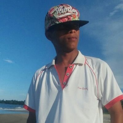 AlixJoseph12's profile picture. ed hoge