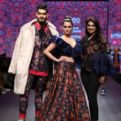 Fashion designer, Charu Parashar Believes in taking the Exotic Indian Craftsmanship and Ancient Printing Techniques to the Highest level of Luxury.