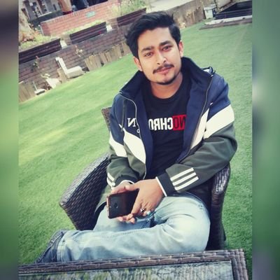 aleelaraib's profile picture. 