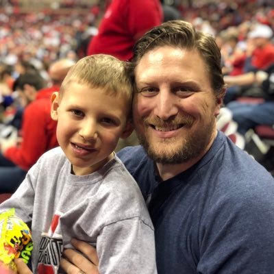 Dad. Husband. Teacher. Reader. Thinker.