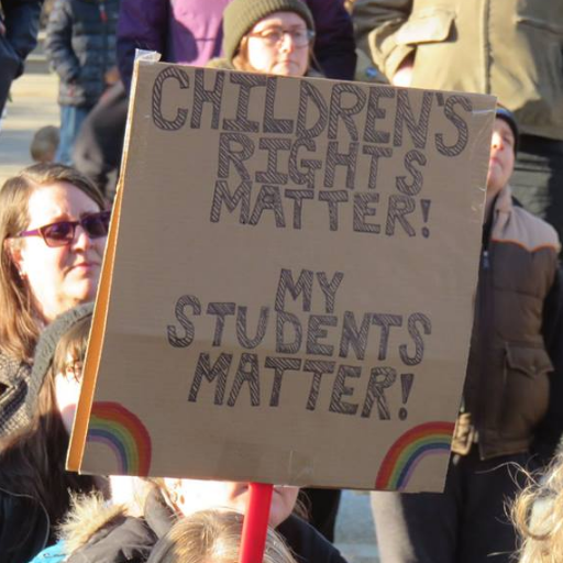 A coalition of teachers, students, allies, and LGBTQ2S folks who oppose @jkenney's plan to repeal legislation that protects kids who join GSAs/QSAs #QueerKidsAb