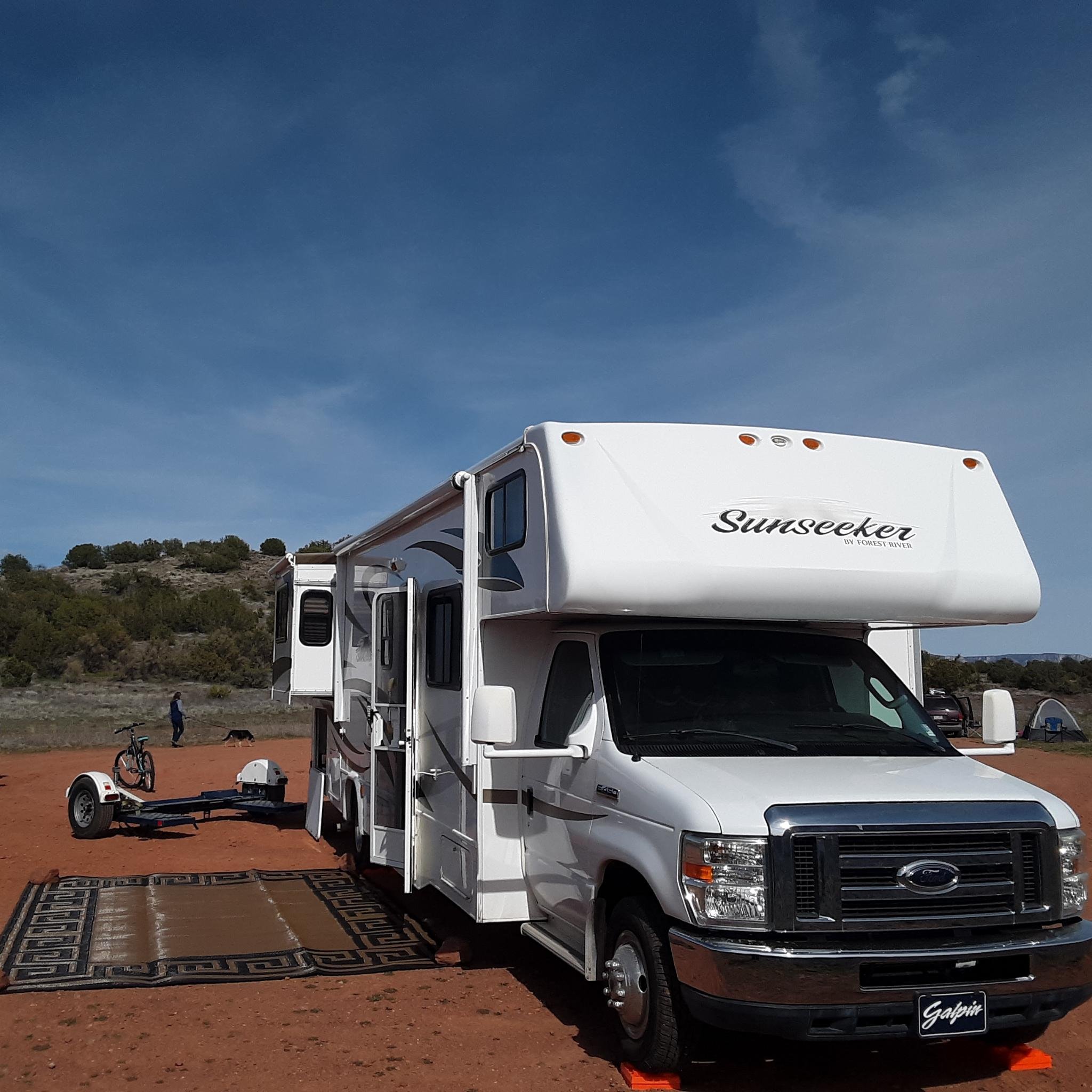 Family of 5 living and traveling in our rv. this is for all of you that are thinking about, already doing, or just wanting to live threw our fun adventures.