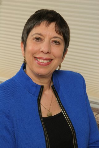 Olivia Mellan is a money coach, psychotherapist, author of 5 critically acclaimed books specializing in money conflict resolution