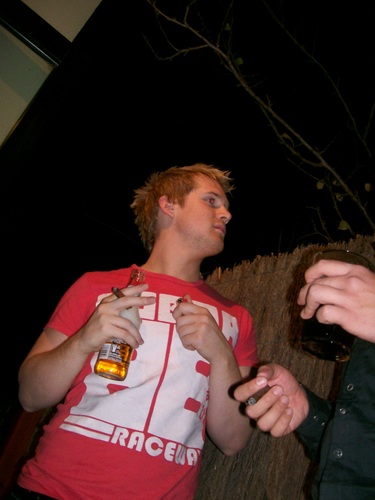 ukgazza's profile picture. 