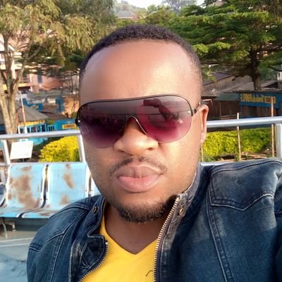 mathe_osee's profile picture. Jeune entrepreneur et passionné du changement. né à Kipese dans le grand Nord Kivu détenteur d'un diplôme de Licence en sciences commerciales et financière