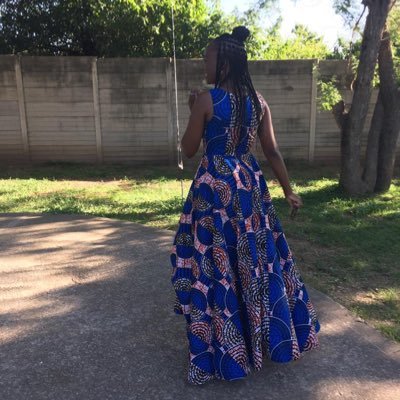 coco_flamelily's profile picture. I live in my own world but it's okay. They know me there | #MUFC ♥ #AllBlacks | Snapchat: m_andaloy IG: mimi_wildflower