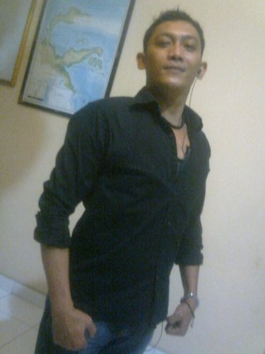 Rio_labor's profile picture. cintai aku dengan setia