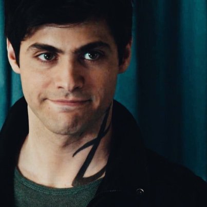 DarkCaptainSwan's profile picture. 24, UK, virgo • I love you, 3000 •