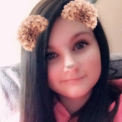 bailey_anway's profile picture. Hi! I love Twenty One Pilots and Panic! At The Disco plus more. Yeah, I’m a band girl. I do ballet and I have an emotional attachment to hoodies and music :)