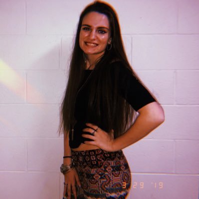mel_aniee8's profile picture. HC'15 | Cabrini'19