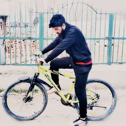 RehbarRoaf's profile picture. instragram
@rehbar_roaf