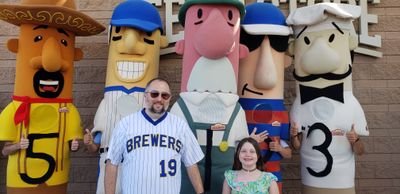 Father, husband and Wisconsinite living in the valley of the sun. Trying to not to take life too seriously. It's happens once, enjoy it.