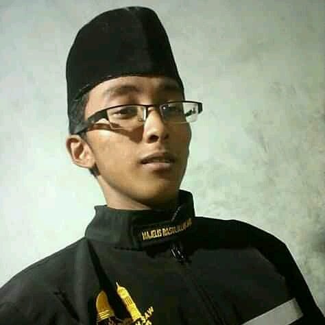 SINGLELILLAH ♥ BIRRUL WALIDAIN ♥ ALLOH ♥ Ahlu Sunnah Wal Jama'ah ♥Fastabiqul Khoirot
Milad: 09/06/1998
ig: akhy_nur98
#Syekhermania #Mbolovers