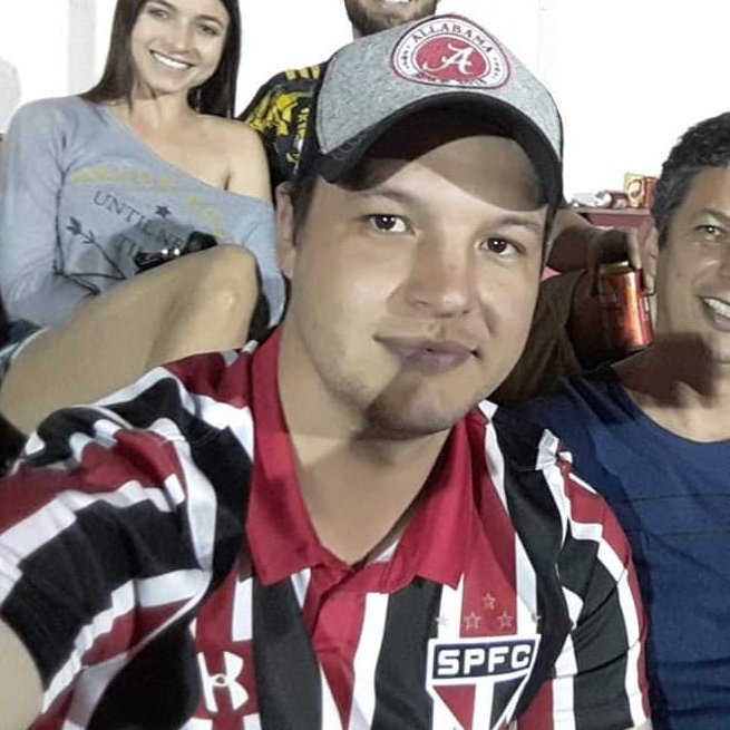 Agrobusiness🌱🚜
Tricolor do Morumbi 🇾🇪
Brasil CONSERVADOR 🇧🇷
ANTI PT E LULÁTICOS!