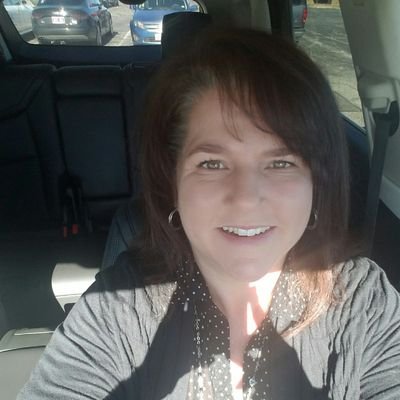 Camille67925009's profile picture. 