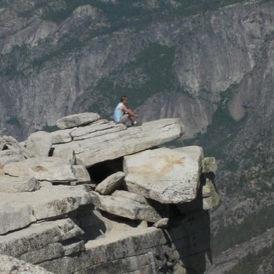 登山と無線を愉しんでいる40代。20年前は米国Yosemite ジョン・ミューア・トレイルをウロウロ、現在は長野県北信の里山や北アルプス界隈をウロウロ。時々SatelliteQRV。SOTAの運用状況は https://t.co/pmPKI7862L