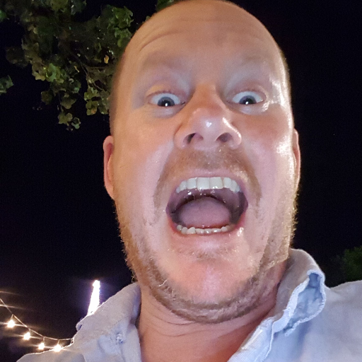 WeedLoveuk1's profile picture. I'm feeling like i've landed on the wrong planet!!