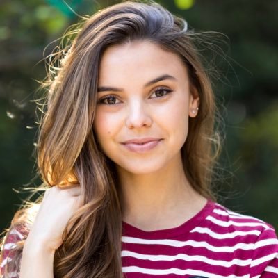 brookewexler's profile picture. •• I play Irona on Netflix's Richie Rich ••