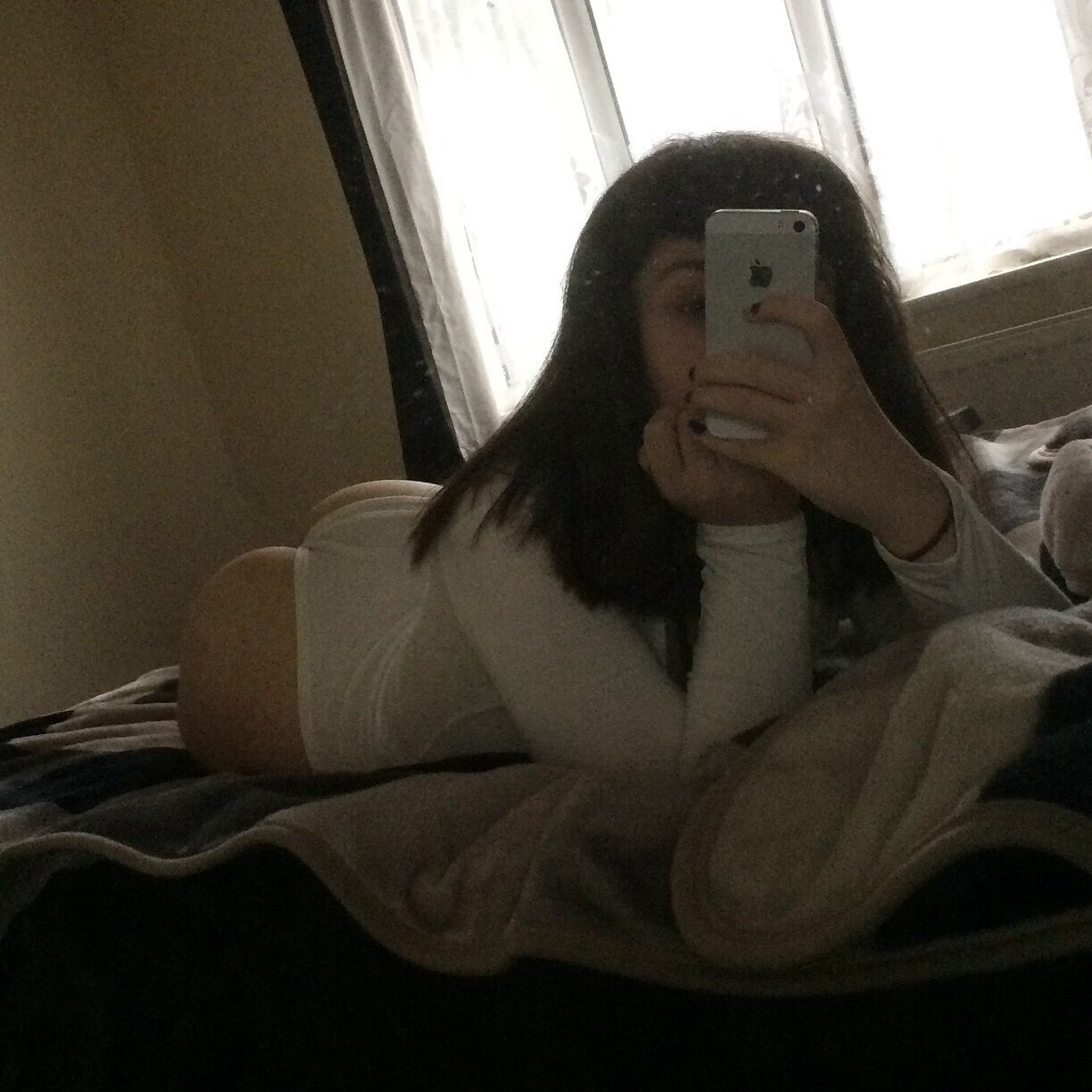 22 | book addict | animal lover | music enthusiast.
