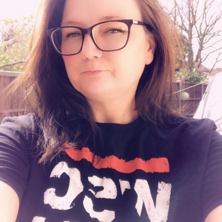 unicorn_dubber's profile picture. Moody