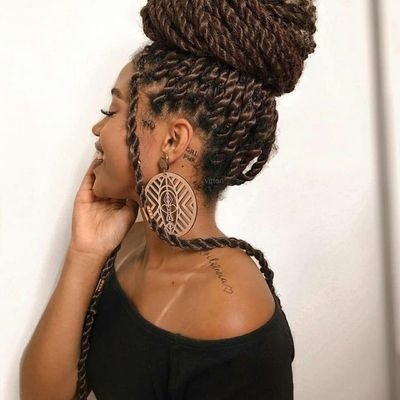 Alexa80289341's profile picture. livre.