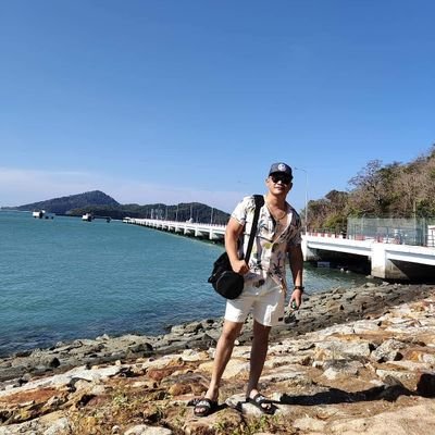 Theodore_Dien's profile picture. First they will laugh, then they will copy A proud #Bidayuh dude and a #Kopite .  #YNWA Instagram : theodoreignatiusdien