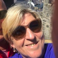 Suzanne Roberts - @welshcall Twitter Profile Photo