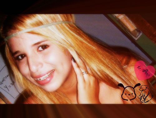 katherineQQ's profile picture. Vivo en el limbo,soy una combinación explosiva de personalidades, única en mi especie;no pretendo qe me entiendas,Sigueme y te expones a contagiarte ♥