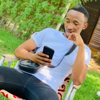 Trevey_Trey's profile picture. Venda Boy 💯
Music Lover 💃
Memes Are Art 😋

🇿🇦