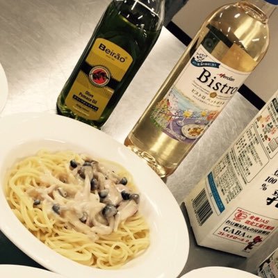 ryukokuSPECIAL's profile picture. 本日使えなくなっていた本アカウント(@ryukokuSPECIALT)が復活しました！ こちらは、料理研究会SPECIALTESの新歓用アカウントです！ 新歓参加希望の方はこのアカウントか、@ryukokuSPECIALTのアカウントのどちらかのDMまで♫