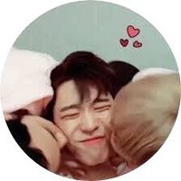 🦦💛(@1999leechan) 's Twitter Profile Photo