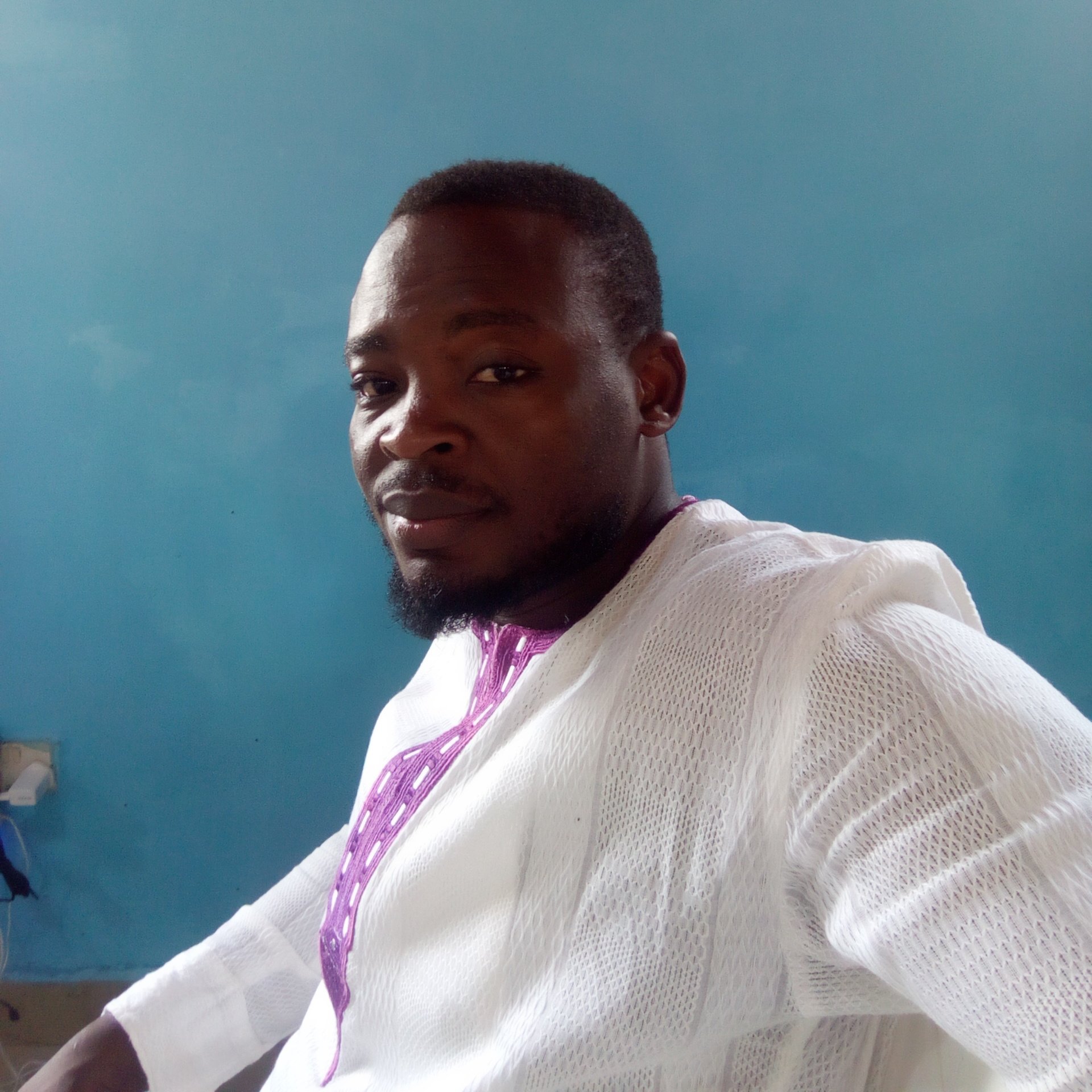 AdeyeniFemi's profile picture. There is no life without History!!!!