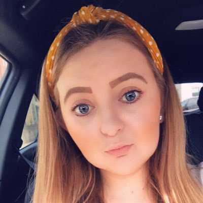 Design & Marketing Assistant @IntouchAdvance 👩🏼💻 Graduate 👩🏼🎓@YorkStJohn 🎨 Owner of Melissa’s Creative Studio 📸✏️ Travel Enthusiast ✈️🗺
